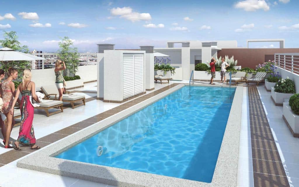 Petronila Equipamiento Piscina